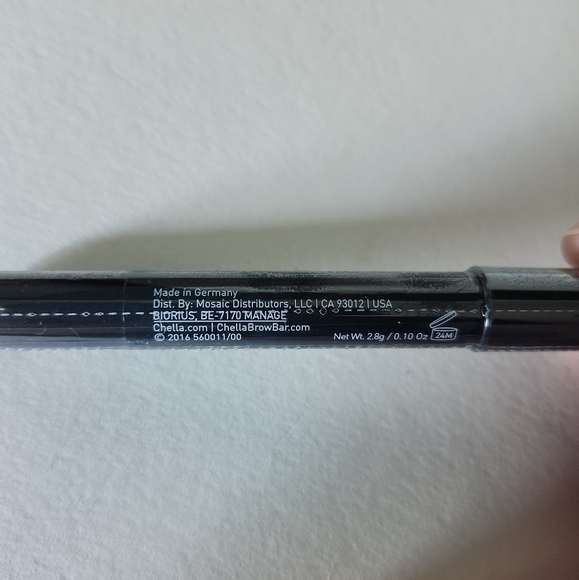 Chella Eyebrow Bundle:Tweezers, Eyelash Conditioner, Eyebrow Scissors Lip Crayon - Picture 13 of 16